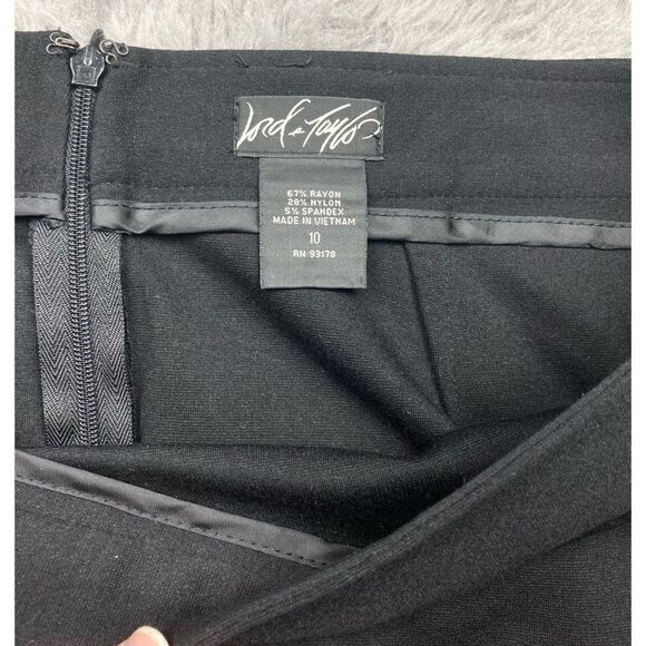 Lord and Taylor black pencil skirt - Picture 4 of 5